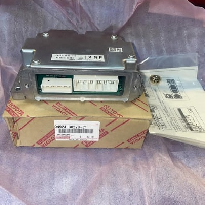 ECU لیفتراک تویوتا