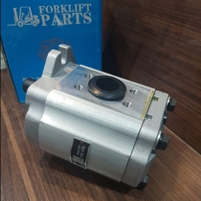 پمپ هیدرولیک لیفتراک کوماتسو خط 12 _ 14