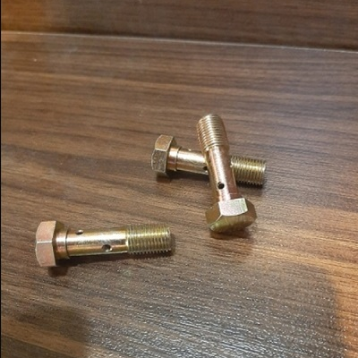 پیچ سوراخ دار چپقی سیلندر چرخ لیفتراک سهند